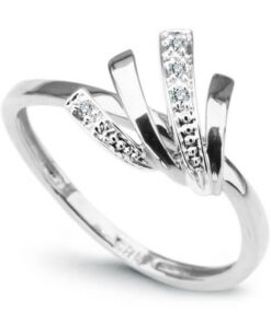 Fikuśny pierścionek z diamentami w białym złocie