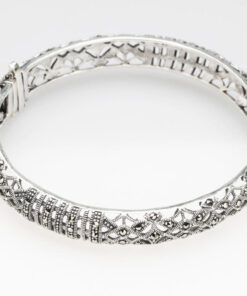 Alternatywny widok Srebrna piękna ażurowa bransoletka typu bangle - BDM3227