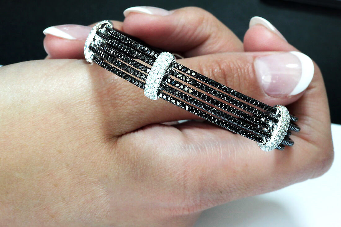 Exclusive | Bransoletka z czarnymi i białymi diamentami - DDB0437 - obrazek 5