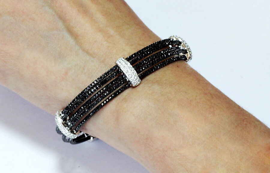 Exclusive | Bransoletka z czarnymi i białymi diamentami - DDB0437 - obrazek 6