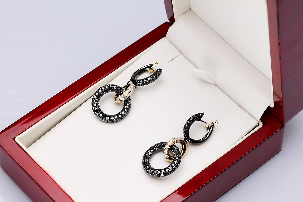 Exclusive | kolczyki z czarnego i żółtego złota z diamentami - obrazek 5