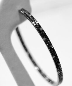 Alternatywny widok Exclusive | kolczyki koła z czarnego złota z białymi i czarnymi diamentami