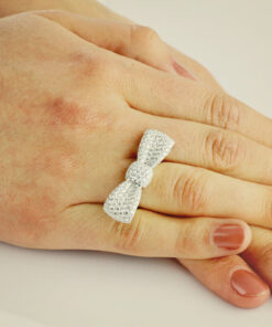 Alternatywny widok Exclusive | pierścień kokarda w białym złocie 18K z brylantami