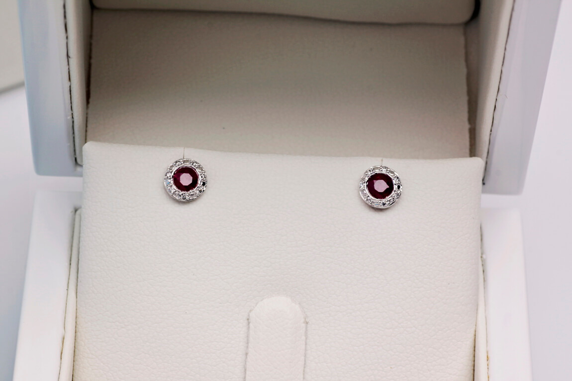 Kolczyki z białego złota z rubinami i diamentami - KBD2950R - obrazek 6