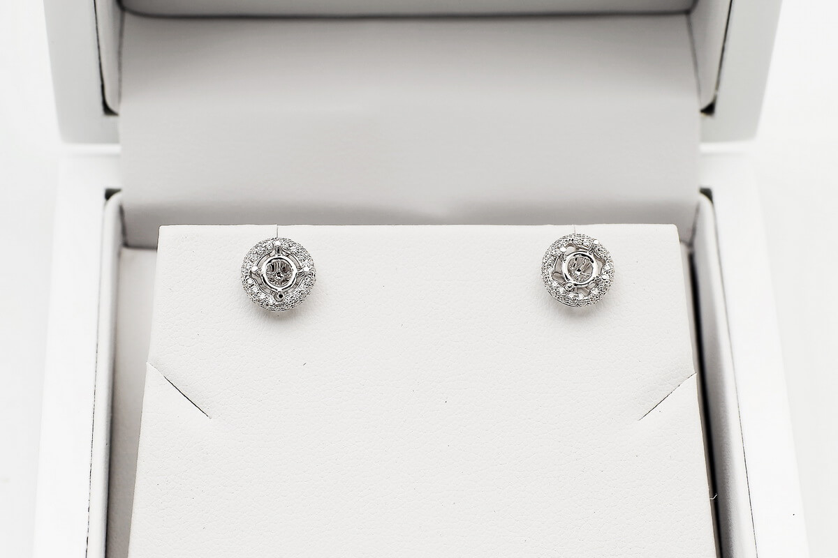 Exclusive | Brylantowa oprawa kolczyków w 18-karatowym złocie - obrazek 8