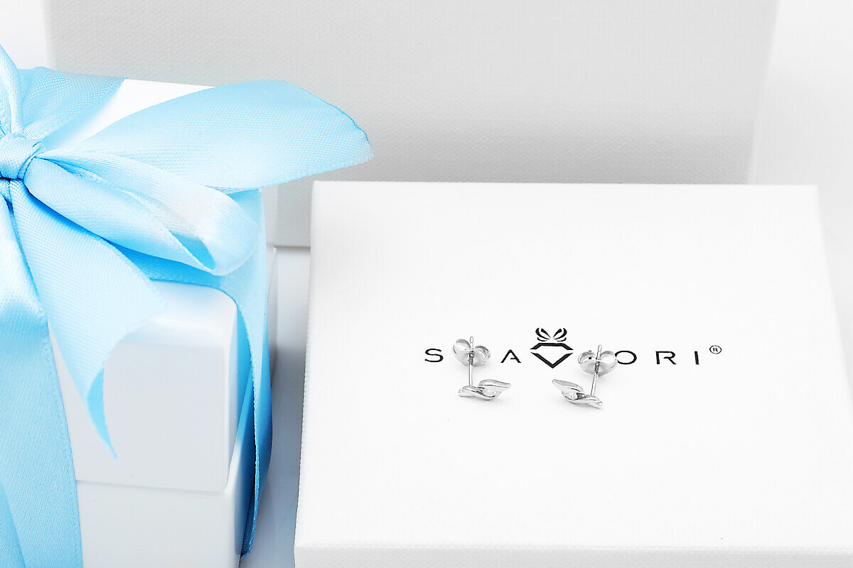 Kolczyki z białego złota z diamentami - KBD5720 - Image 6