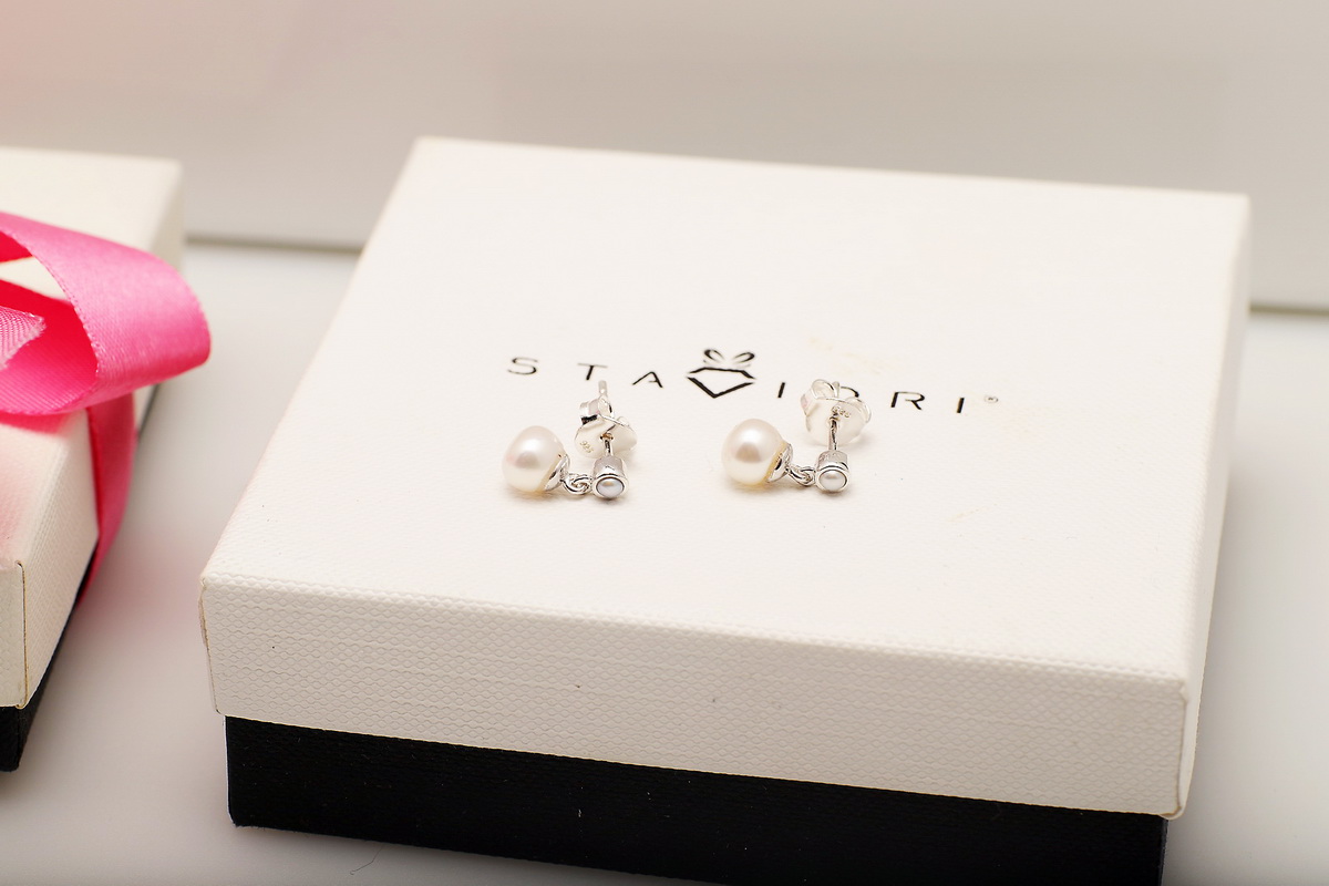 Srebrne piękne kolczyki z wiszącą perełką - Image 7