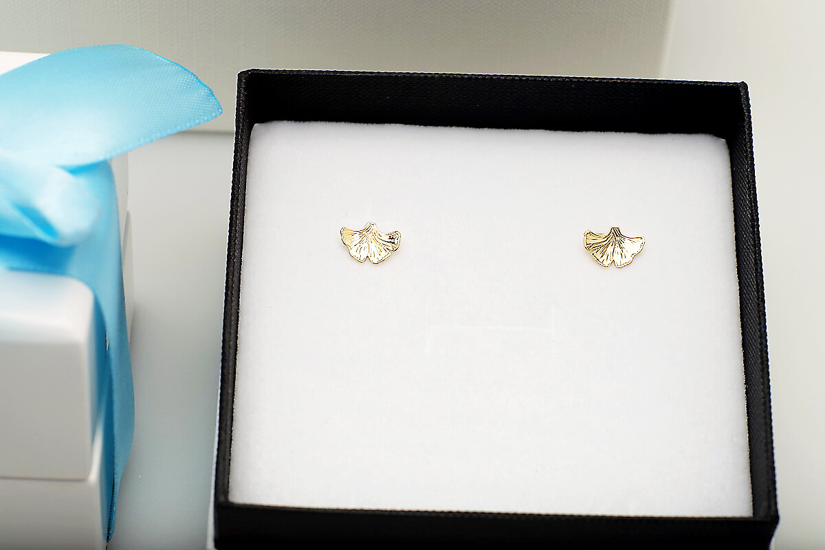 Srebrne pozłacane kolczyki miłorząb na sztyfcie KDS5985 – Bild 4