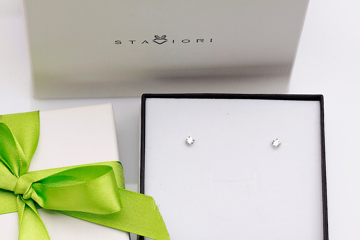 Srebrne małe kolczyki z cyrkonią - Obrázek 5