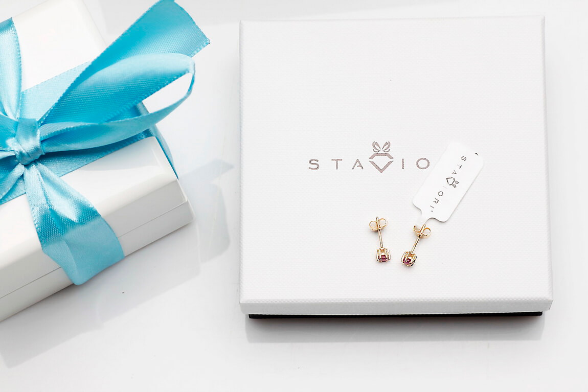 Złote kolczyki z rubinami z żółtego złota – Bild 2