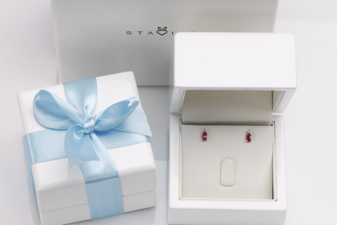 Kolczyki złote z rubinami i diamentami - Obrázek 4