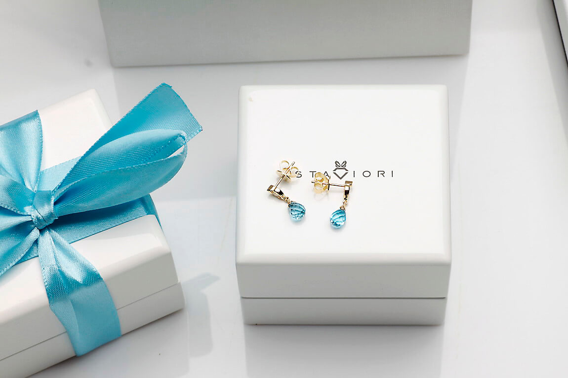 Exclusive | kolczyki łezki z żółtego złota z topazami i brylantami - obrazek 2