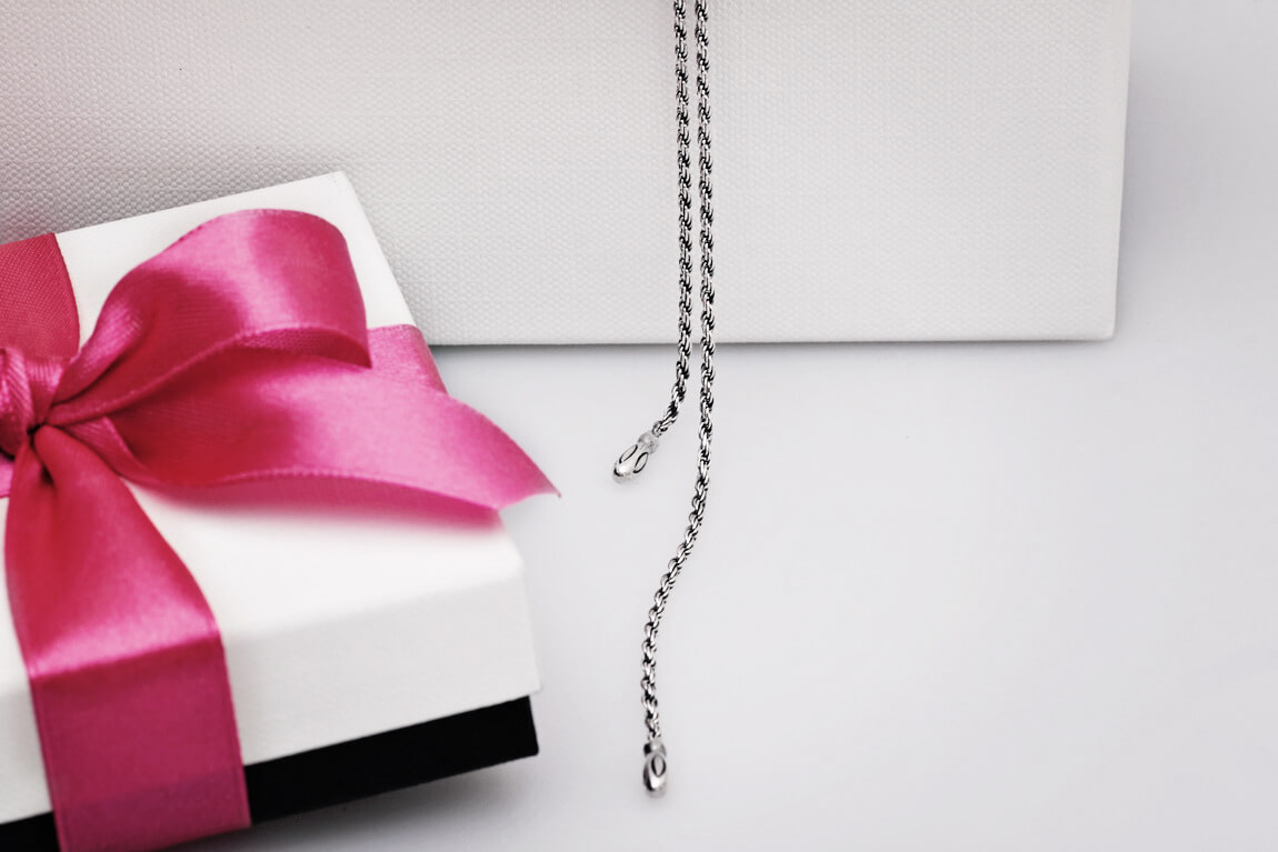 Srebrny naszyjnik z kwiatkami i markazytami – Bild 6