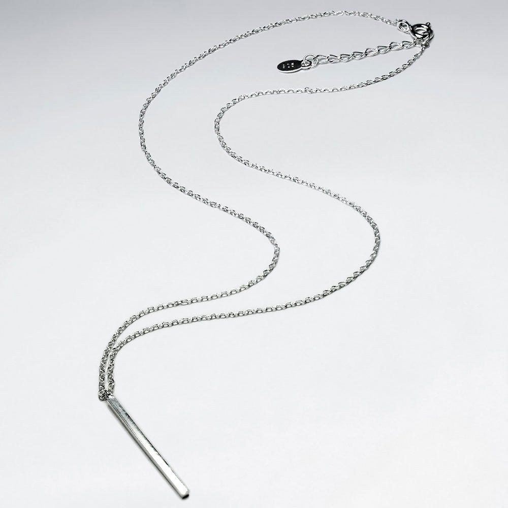 Srebrny minimalistyczny naszyjnik z prostopadłościanem - Obrázek 2