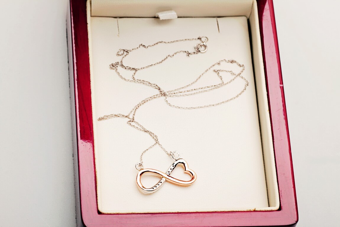 Naszyjnik z brylantami serce nieskończoność różowe złoto - Obrázek 7