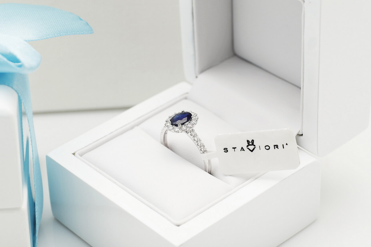 Exclusive | piękny pierścionek brylantowy z szafirem w złocie 750 - Image 5