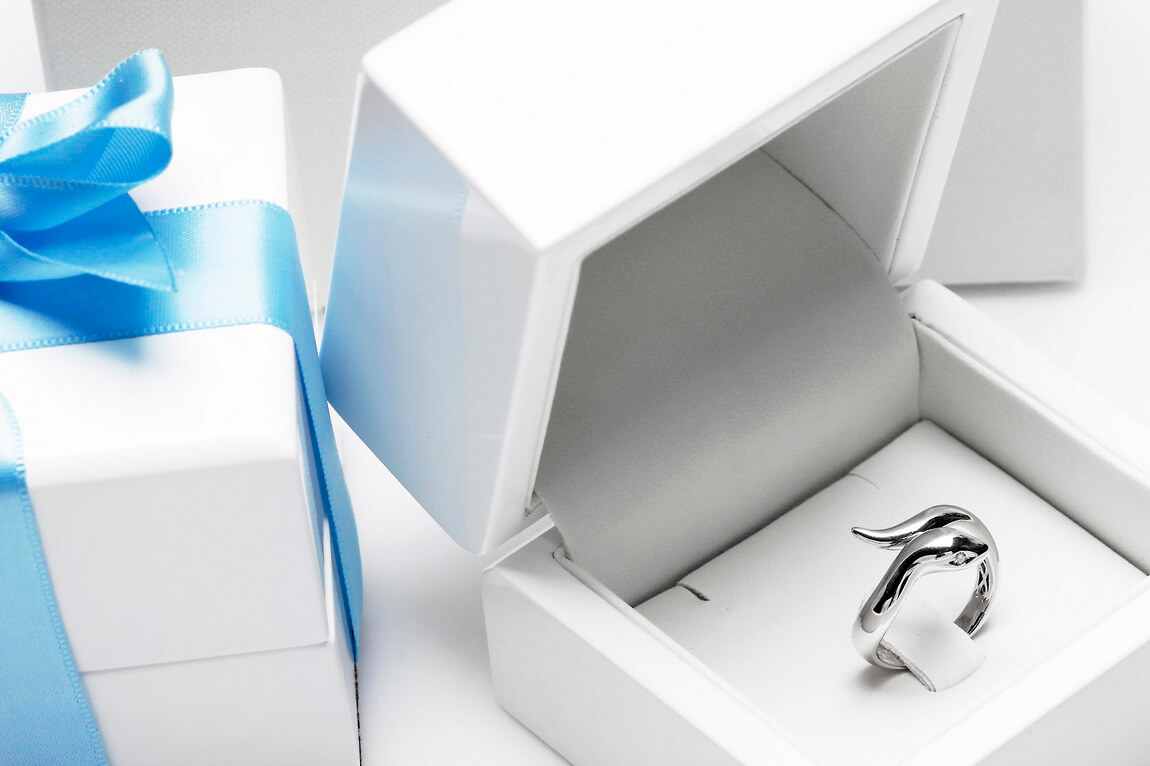 Exclusive | Pierścionek wąż z białego 18-karatowego złota - Image 8