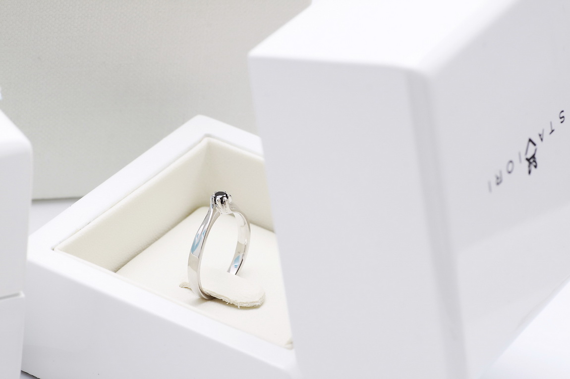 pierścionek w białym złocie z czarnym diamentem 0,10ct – Bild 5