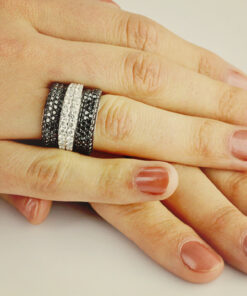 Alternatywny widok Exclusive | pierścionek z białego złota 750 z czarnymi i białymi diamentami