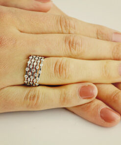 Alternativní pohled na Exclusive | niezwykły pierścionek z białego złota 750 z brylantami