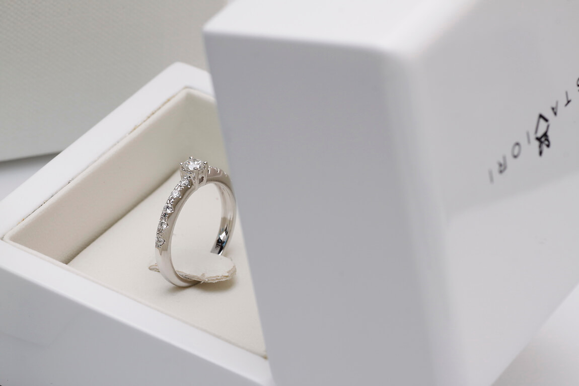 Exclusive | pierścionek zaręczynowy z białego złota z brylantami – Bild 5