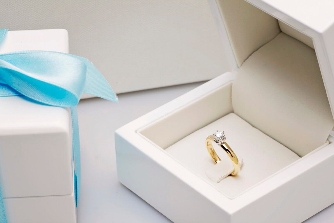 Exclusive | piękny zaręczynowy z brylantem 0,25ct G/Si1 w 6 łapkach i 18-karatowym złocie - obrazek 4