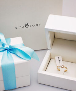 Alternatywny widok Piękny pierścionek zaręczynowy z brylantem 0,10ct z w dwóch kolorów złota