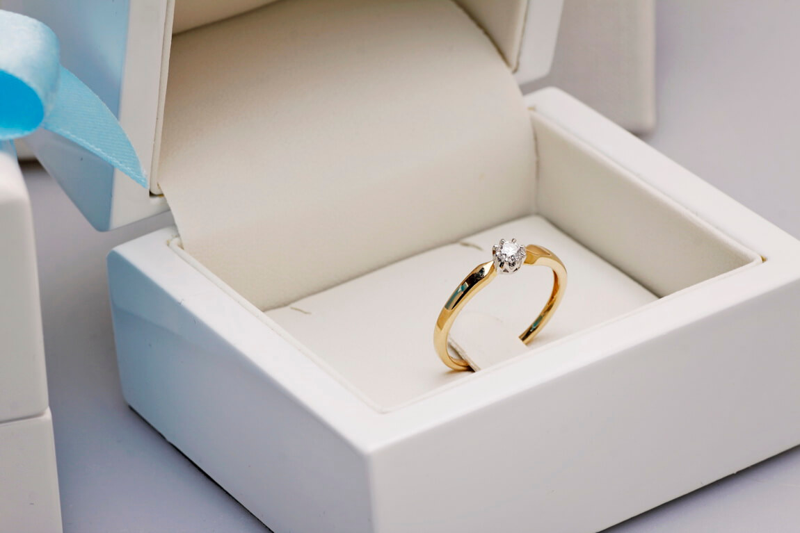 Exclusive | pierścionek zaręczynowy z brylantem 0,15ct w złocie 750 - Image 8