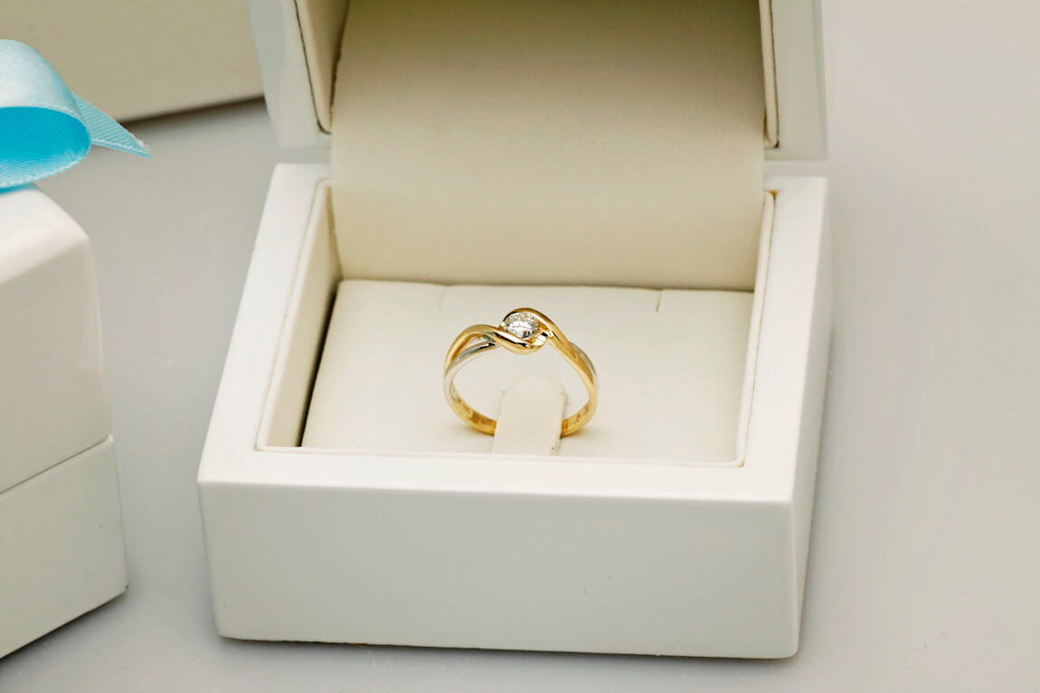 pierścionek zaręczynowy z brylantem 0,25ct - Image 4