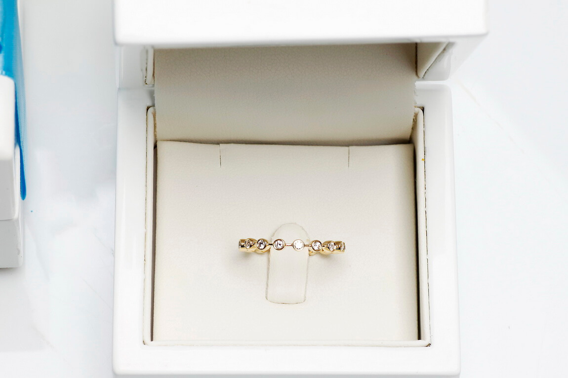 Exclusive | pierścionek / obrączka z brylantami złoto 750 - obrazek 5