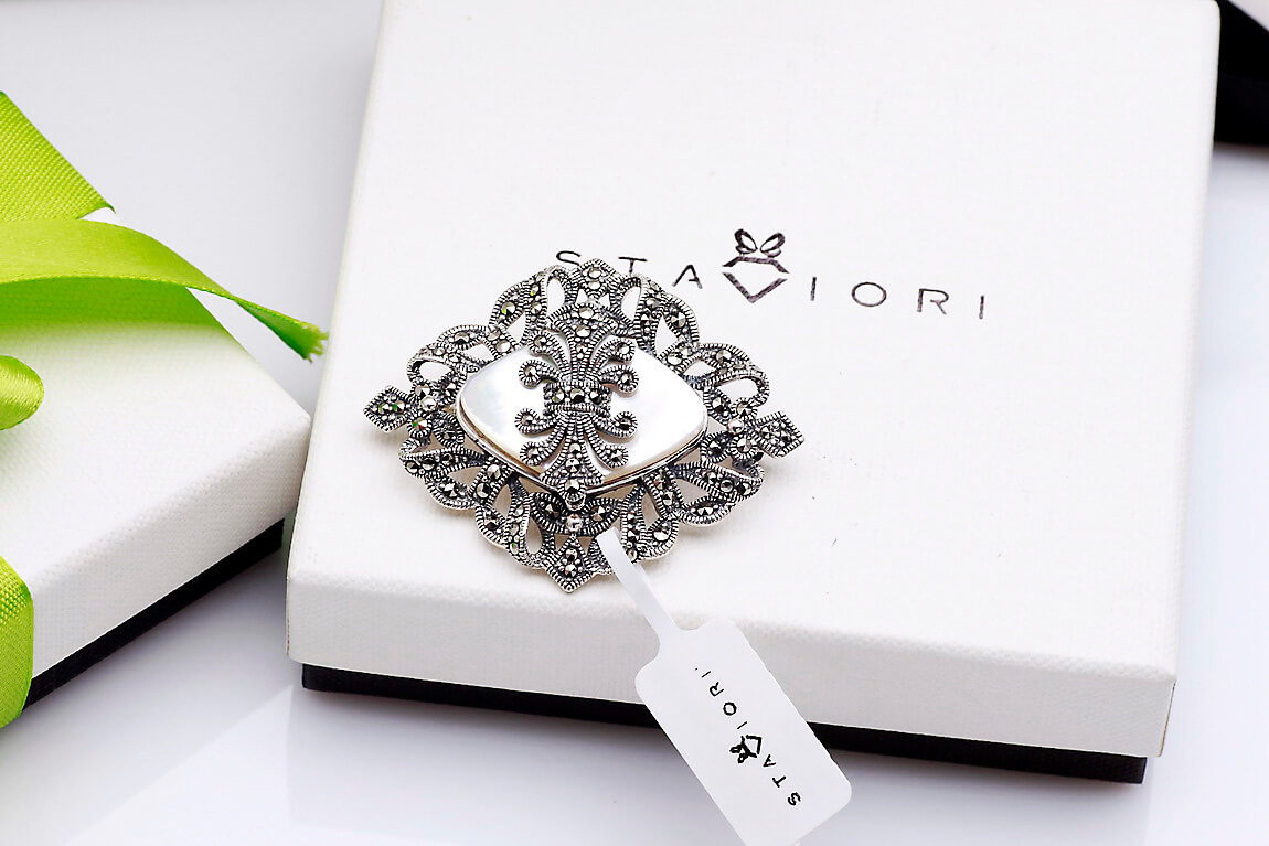 srebrna dostojna broszka wisiorek z masą perłową i markazytami - Obrázek 3