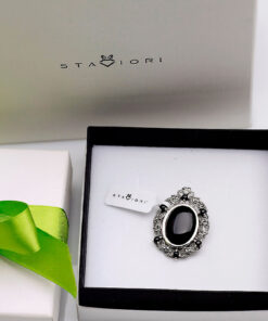 Alternatywny widok piękna owalna srebrna broszka z onyksem i markazytami