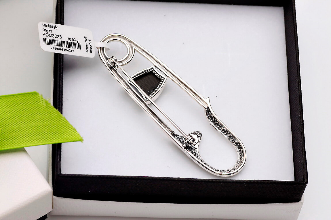 Broszka srebrna agrafka z onyksem i markazytami – Bild 5