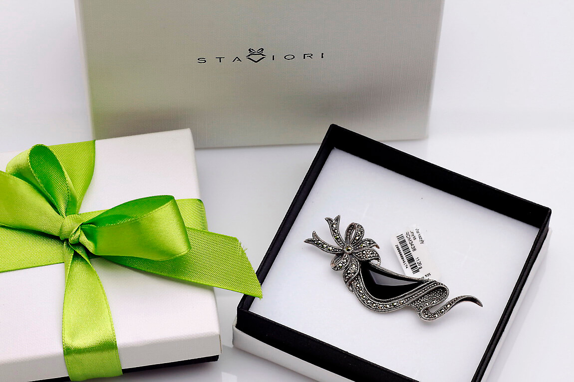 Broszka srebrna z onykiem i markazytami – Bild 2