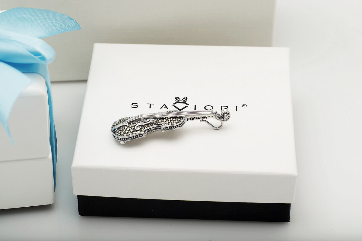 Broszka srebrna skrzypce z markazytami - obrazek 6