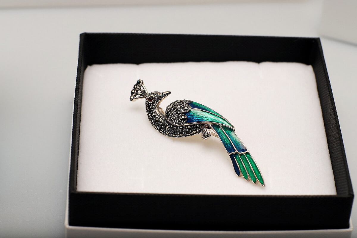 kolorowa broszka srebrna - PAW - z markazytami i emalią - obrazek 6