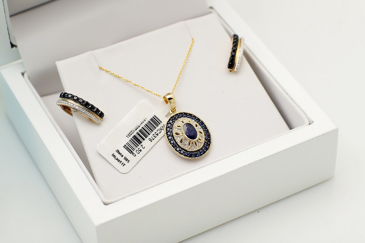 złoty wisiorek z szafirami i diamentami – Bild 3