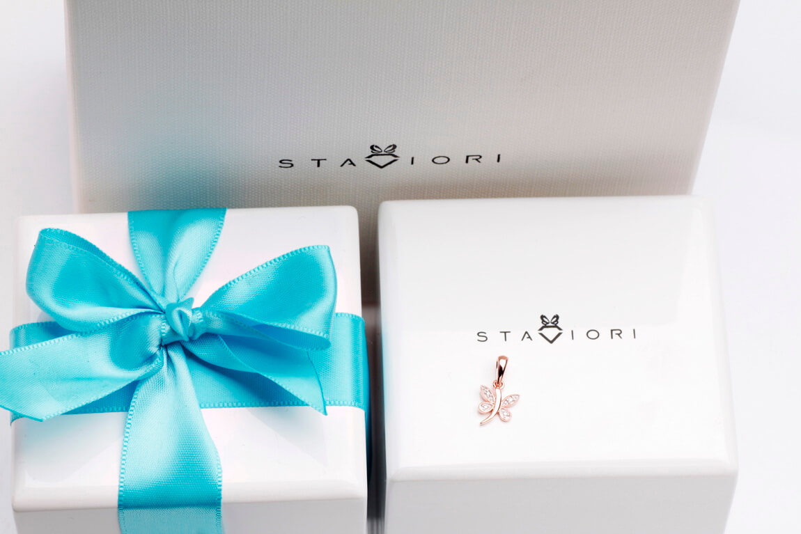 piękny wisiorek motylek w różowym złocie z diamentem - Obrázek 2