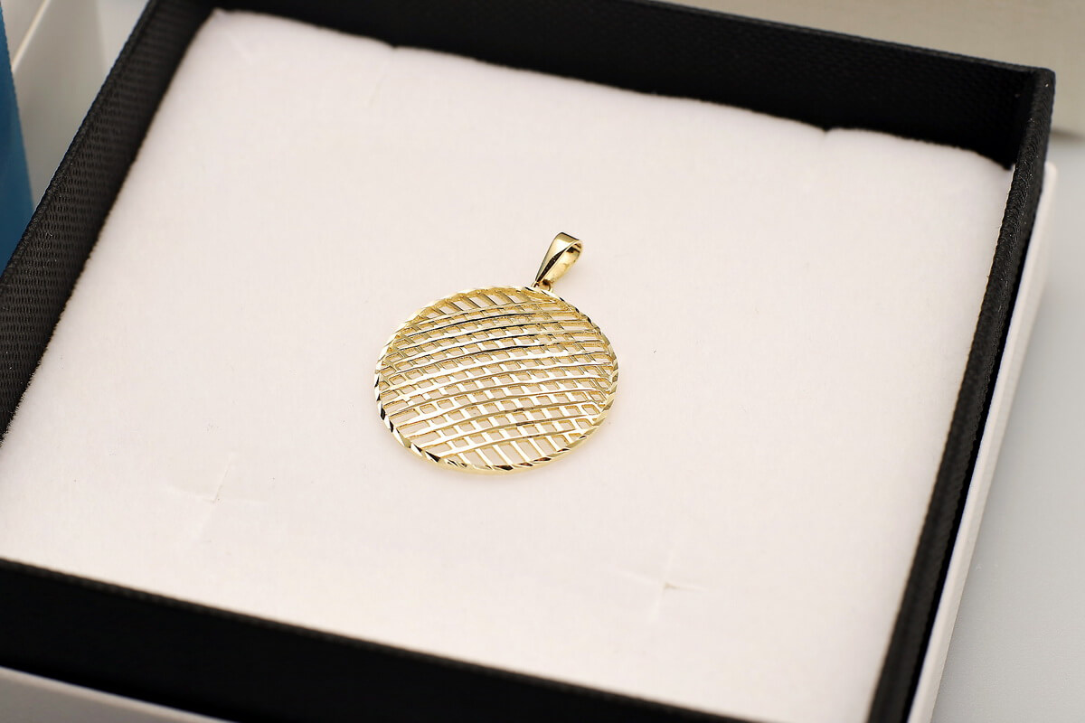 Złoty wisiorek okrągły ażurowy 585 - obrazek 3