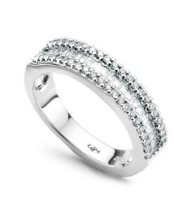 pierścionek z białego złota z brylantami i diamentami bagietkowymi