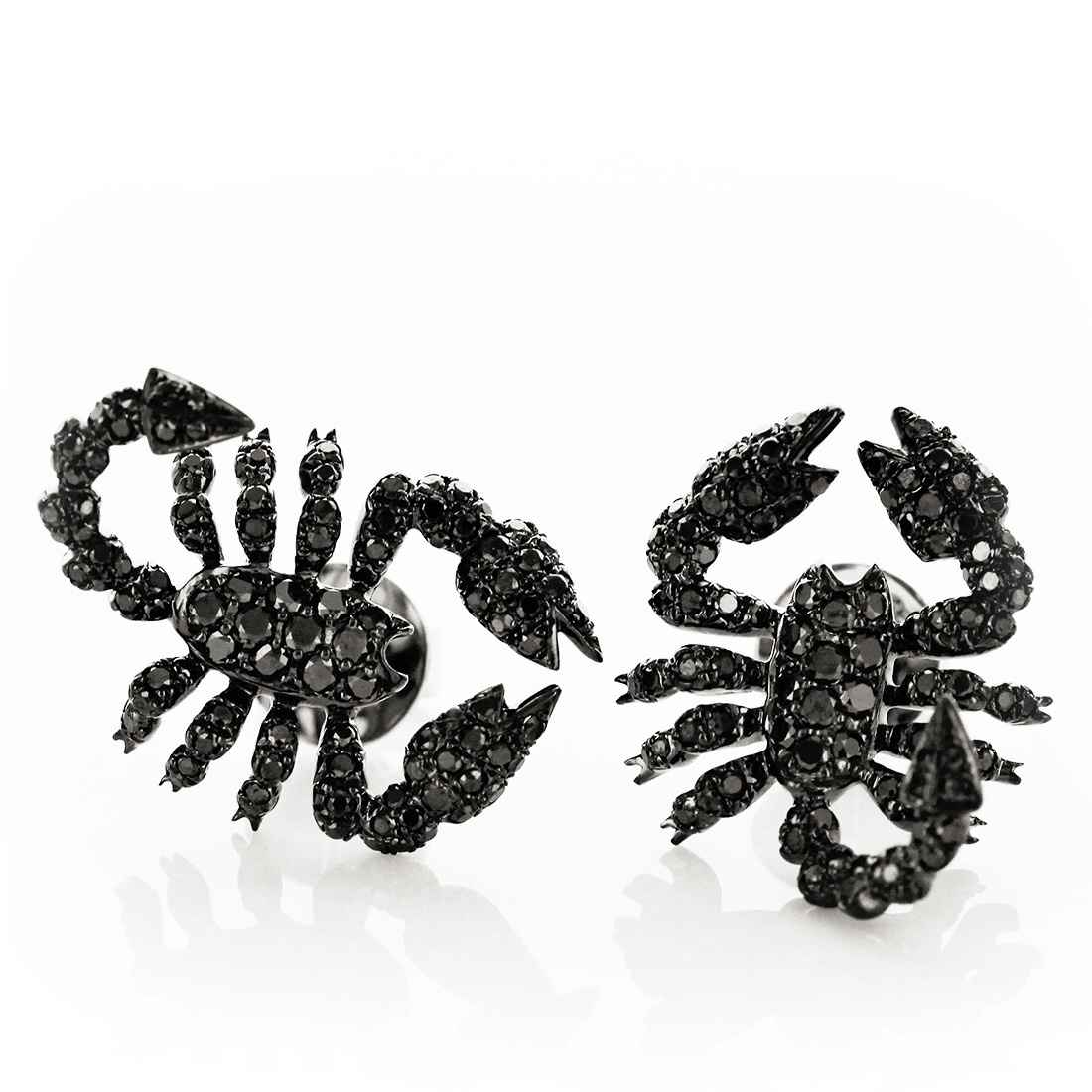 Exclusive | kolczyki skorpion z czarnego złota z czarnymi diamentami - obrazek 2