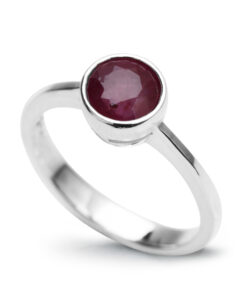 pierścionek srebrny z naturalnym rubinem