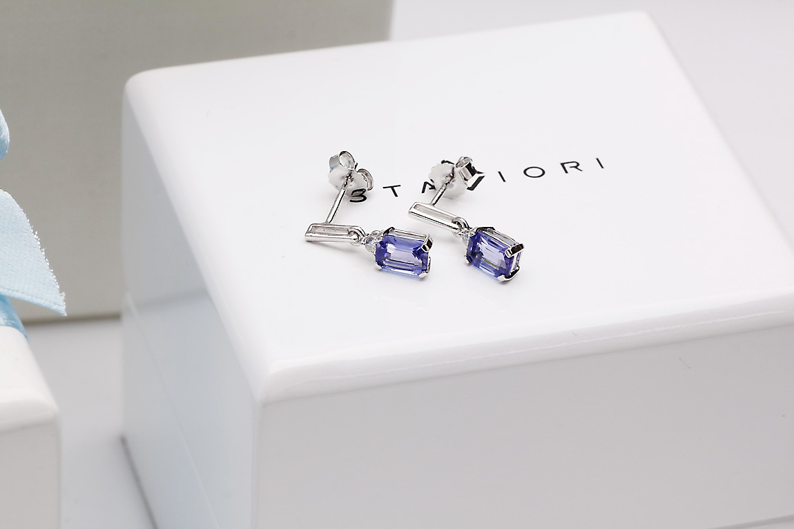 Kolczyki wiszące z białego złota z tanzanitami - KBD1924T - Image 8