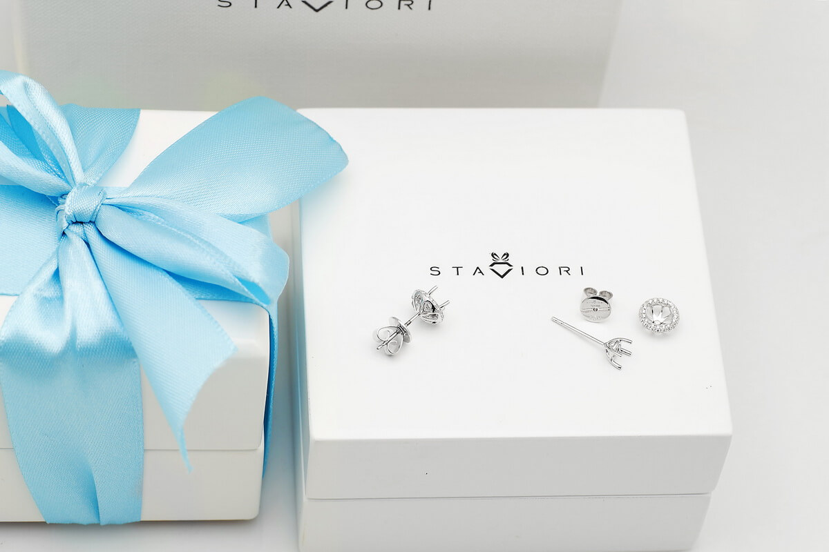 Exclusive | Brylantowa oprawa kolczyków w 18-karatowym złocie - obrazek 15