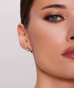 Alternatywny widok Srebrne kolczyki kwadratowe z cyrkoniami - KDK6589