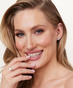 Alternativní pohled na Srebrne kolczyki z dużą cyrkonią