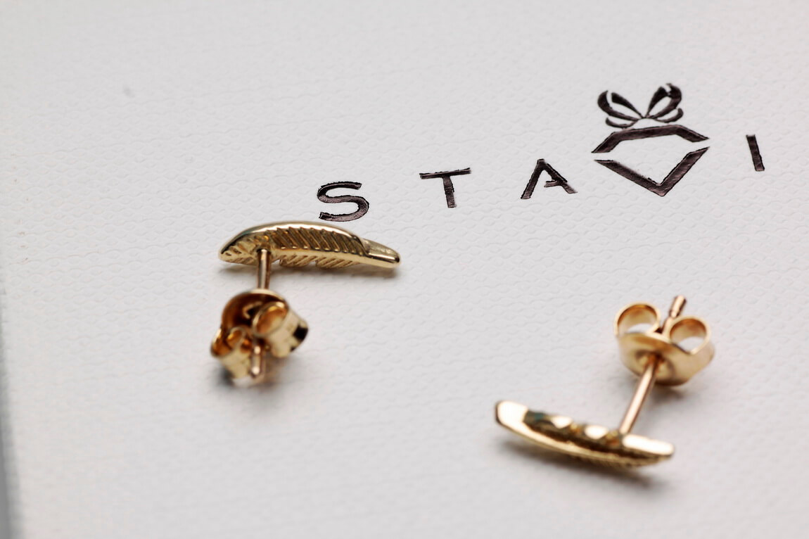 Złote kolczyki piórka na sztyfcie, próba 585 - obrazek 9