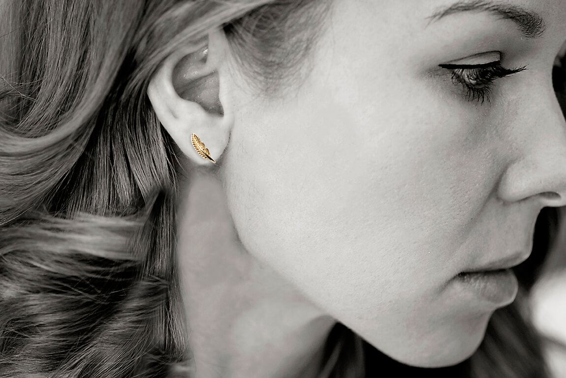 Złote kolczyki piórka na sztyfcie, próba 585 - obrazek 4