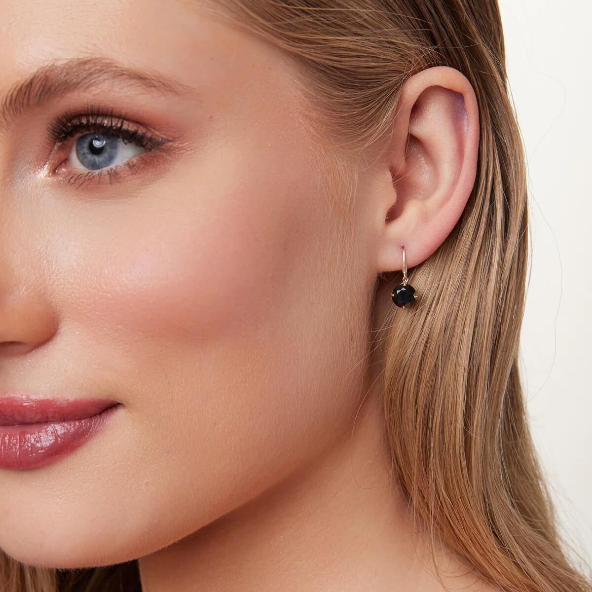 Złote kolczyki z czarną cyrkonią - bigiel otwarty – Bild 2