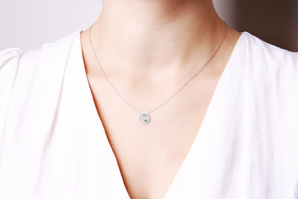 Naszyjnik z brylantem w białym złocie - obrazek 9
